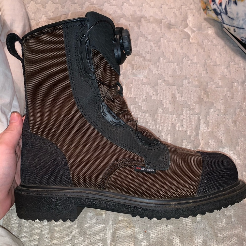RedWing men’s work boots